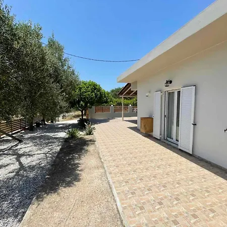 Prázdninový dům Olivia House -by Apokornas *